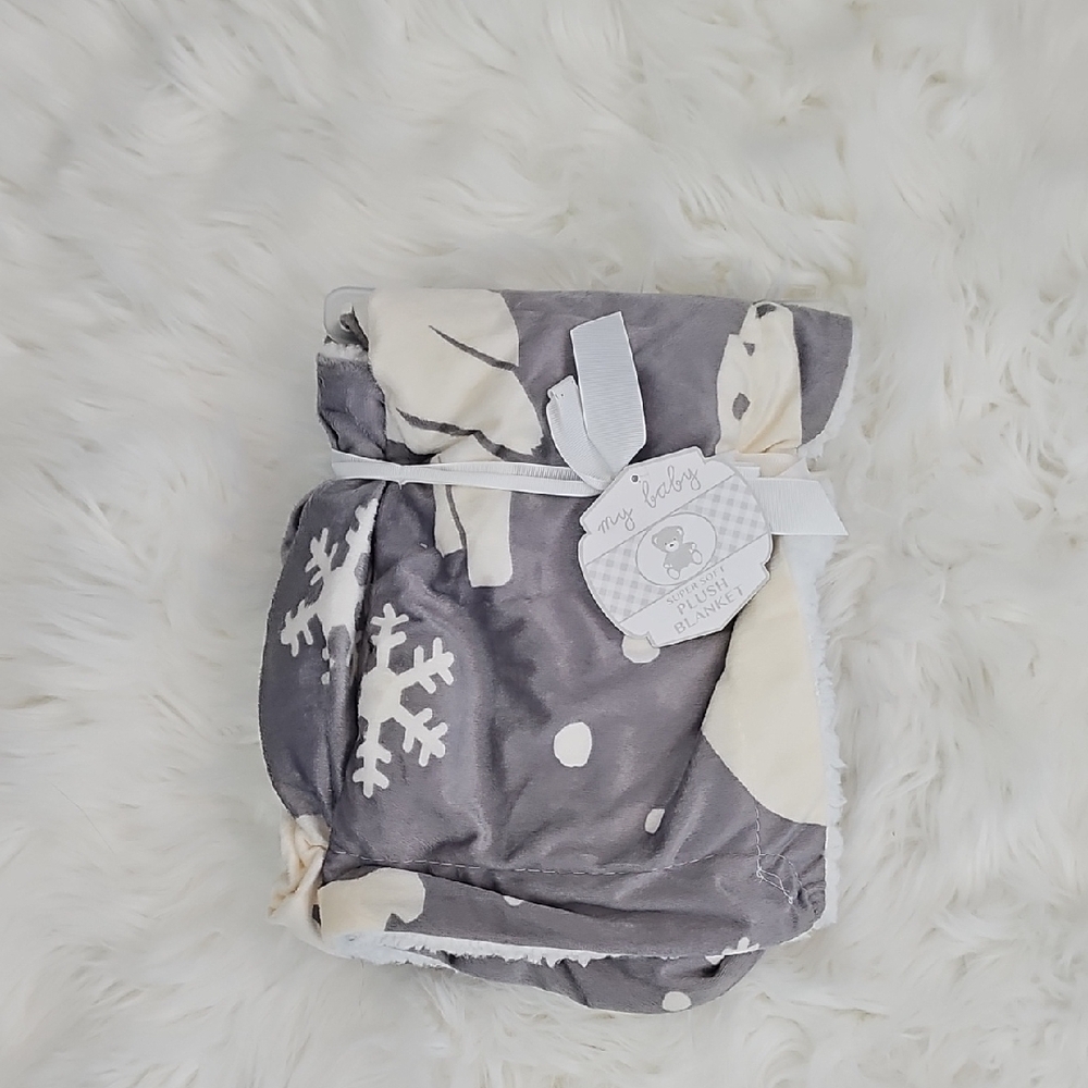 Gray 30x40 Snowflake Print Kids Blanket